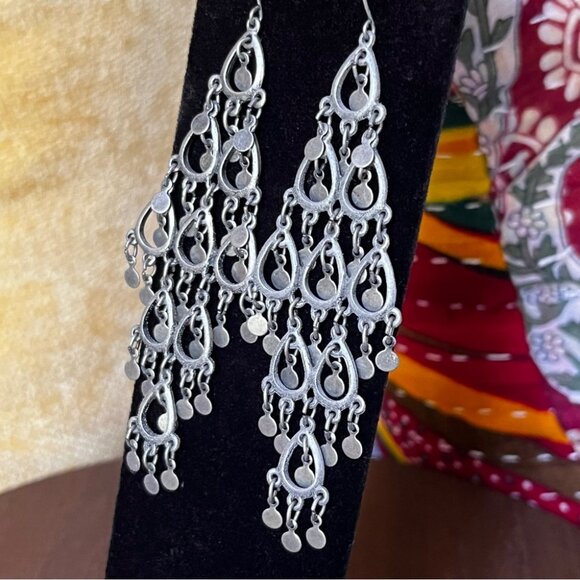 Intricate Silver Toned Chandelier Earrings - Picture 1 of 3